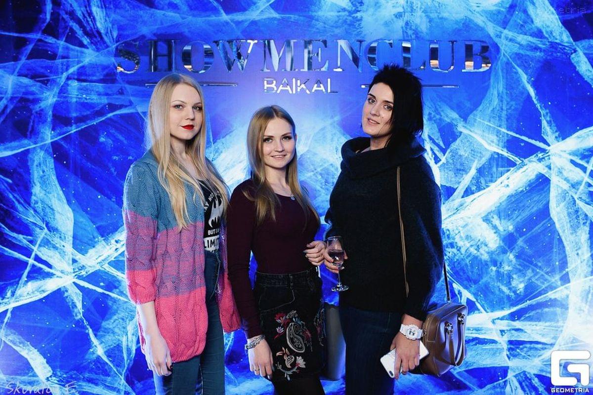 Фотозона на презентации Showmenclub